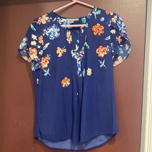 Mendelson Tulip Sleeve Blouse from Stitch Fix